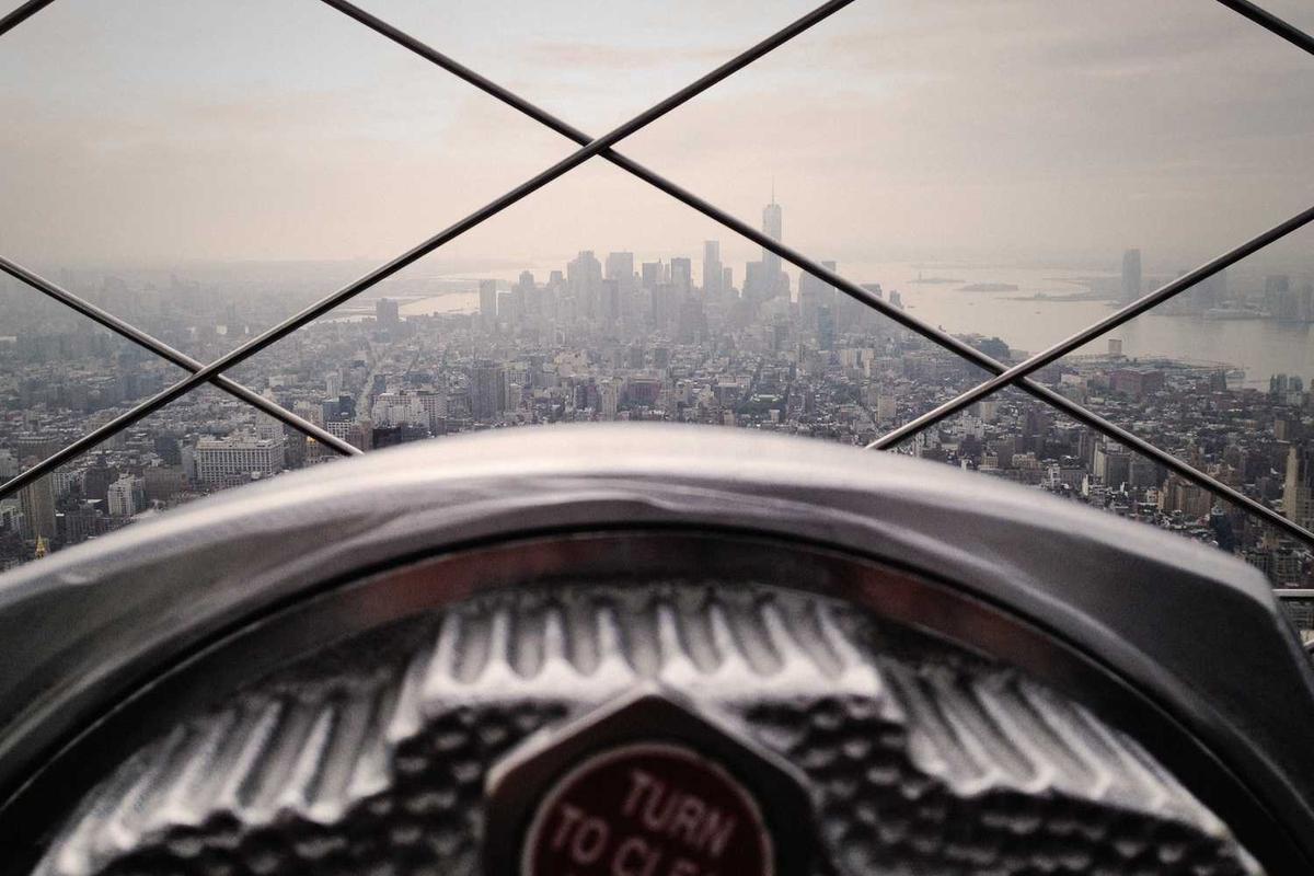 春晚：除夕夜的温暖陪伴与时代印记